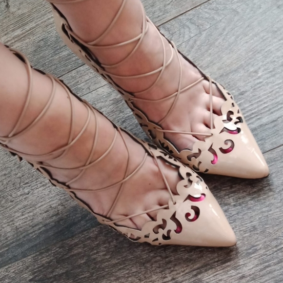 Heels - Picture 11 of 16